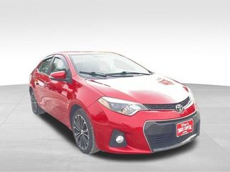 Used 2016 Toyota Corolla S video 1
