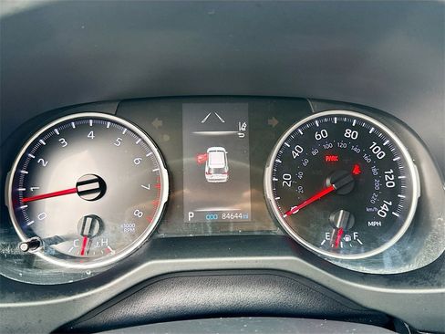 Used 2019 Toyota RAV4 LE image 13