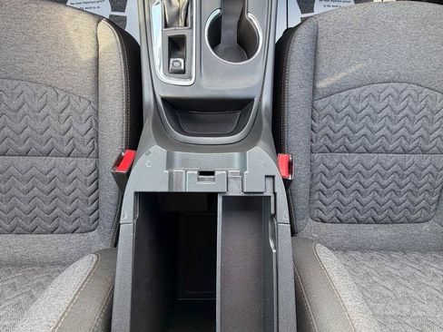 Used 2022 Chevrolet Equinox LT FWD image 23
