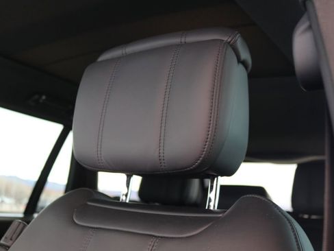 Used 2021 Land Rover Range Rover P525 Westminster Edition LWB image 17