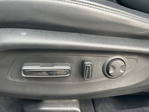 Used 2023 Honda CR-V EX-L image 16