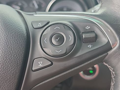 Used 2020 Buick Envision Essence w/ LPO, Cargo Package FWD image 20