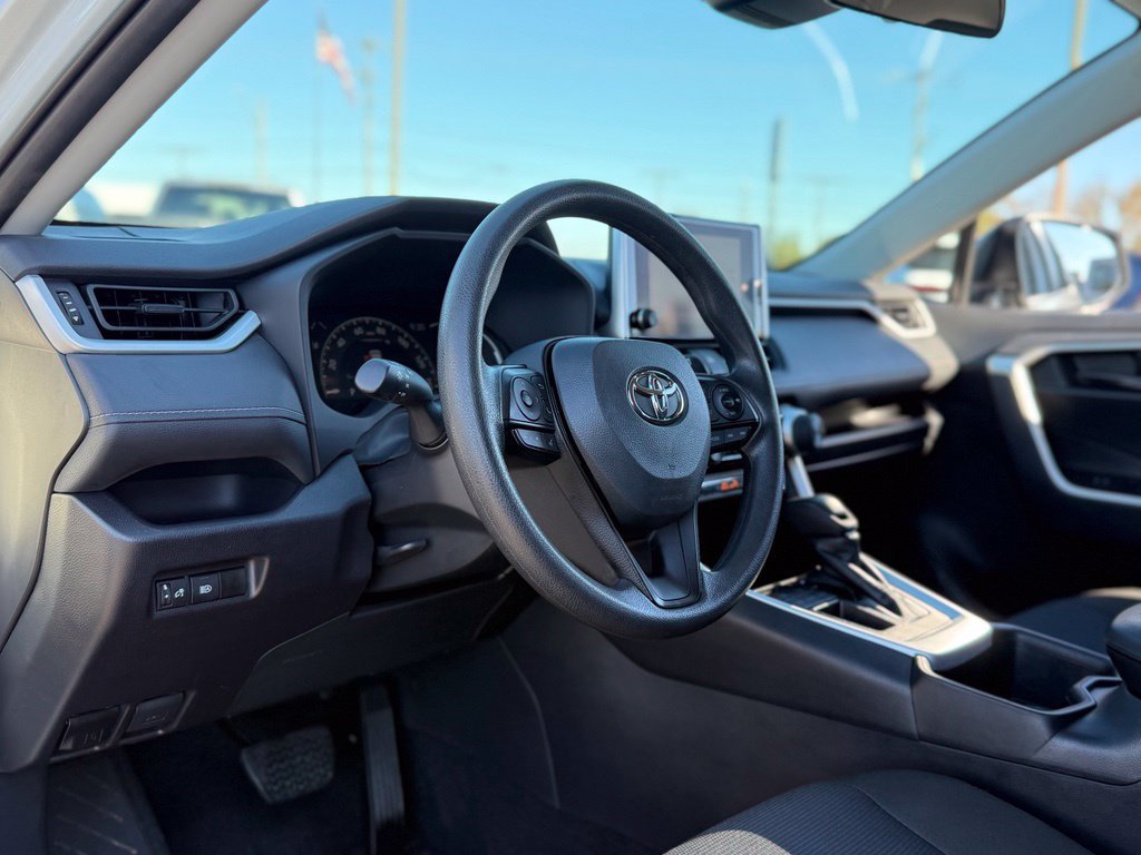 Used 2025 Toyota RAV4 LE FWD image 10