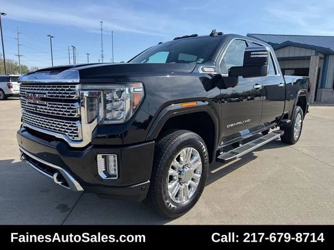 Used 2023 GMC Sierra 3500 Denali w/ Technology Package AWD/4WD image 4