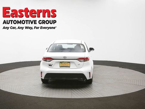 Used 2024 Toyota Corolla LE FWD image 35