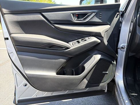 New 2026 Subaru Ascent Limited AWD/4WD image 9