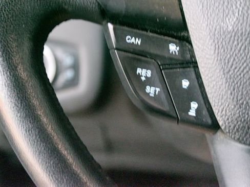 Used 2019 Ford Escape SEL AWD/4WD image 16