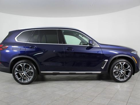 New 2026 BMW X5 sDrive40i w/ Climate Comfort Package image 8