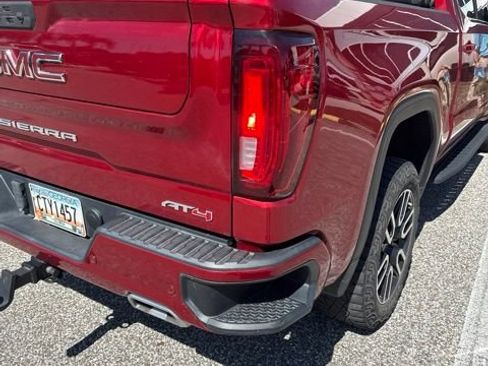 Used 2022 GMC Sierra 1500 AT4 w/ AT4 Premium Package AWD/4WD image 13