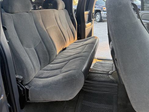 Used 2004 Chevrolet Silverado 1500 LS w/ Light Duty Power Package image 19