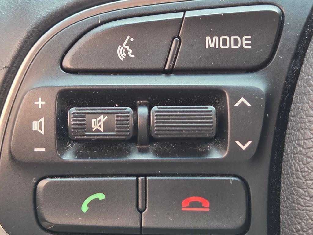 Used 2017 Kia Optima EX FWD image 18