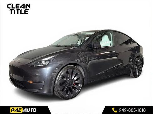 Used 2024 Tesla Model Y Performance AWD/4WD image 1