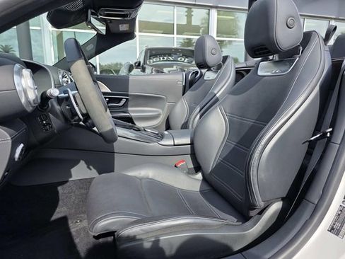 Used 2022 Mercedes-Benz SL 63 AMG 4MATIC image 10