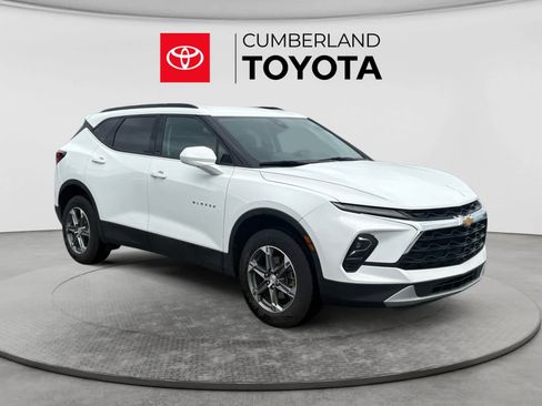 Used 2024 Chevrolet Blazer LT w/ Convenience Package FWD image 7
