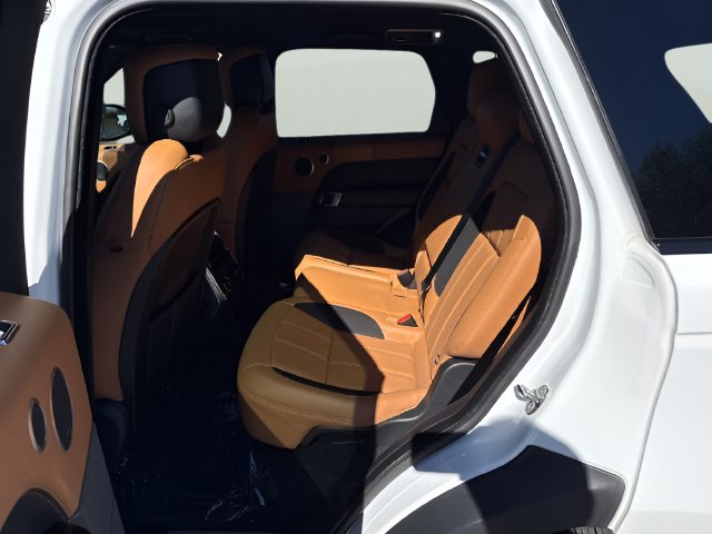 Used 2018 Land Rover Range Rover Sport Supercharged AWD/4WD image 25