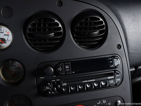 Used 2004 Dodge Viper SRT-10 RWD image 35