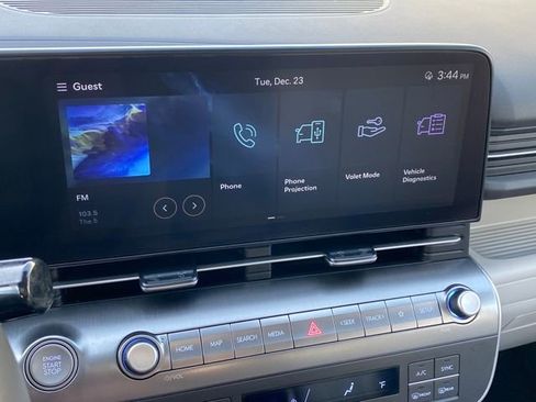 Used 2024 Hyundai Kona SEL image 21