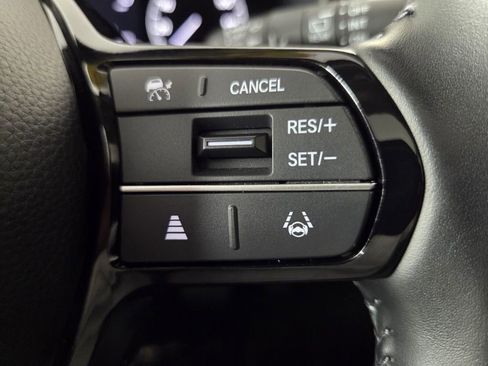 Used 2025 Honda CR-V EX-L image 17