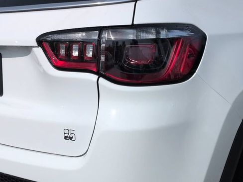 New 2026 Jeep Compass Latitude AWD/4WD image 12