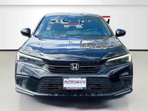 Used 2023 Honda Civic Sport image 2