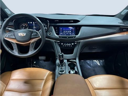 Used 2021 Cadillac XT5 Premium Luxury AWD/4WD image 13