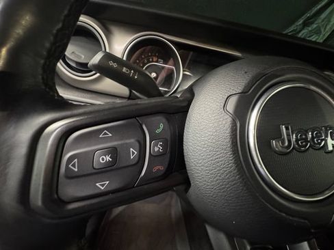 Used 2021 Jeep Wrangler Unlimited Sport AWD/4WD image 20
