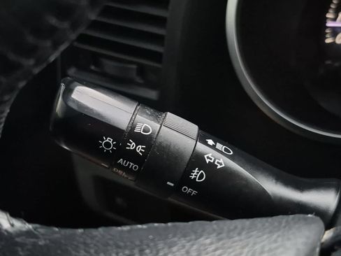 Used 2019 Toyota Sequoia SR5 AWD/4WD image 28