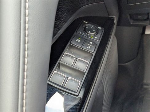 Used 2022 Lexus LX 600 F Sport w/ Accessory Package (Z1) image 24