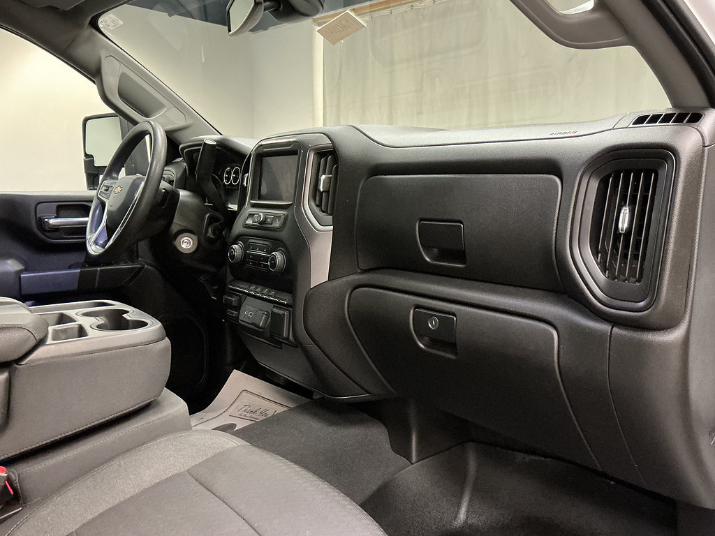 Used 2022 Chevrolet Silverado 2500 Custom w/ Custom Value Package AWD/4WD image 34
