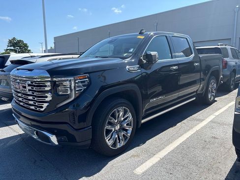 Used 2023 GMC Sierra 1500 Denali w/ Denali Reserve Package AWD/4WD image 1