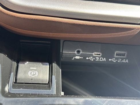 Used 2024 Subaru Outback Touring AWD/4WD image 38