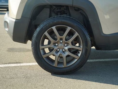 Used 2016 Jeep Renegade 75th Anniversary image 41