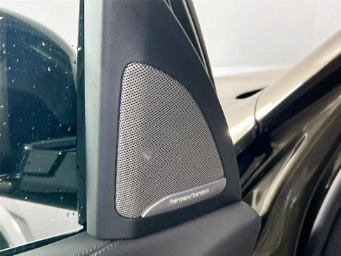 New 2026 BMW X5 xDrive40i w/ M Sport Package image 18