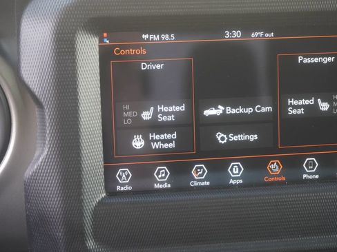 Used 2022 Jeep Gladiator Mojave AWD/4WD image 31
