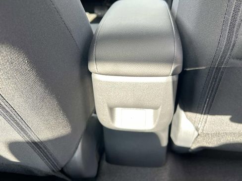 Used 2025 Nissan Versa SV w/ Trunk Package image 15