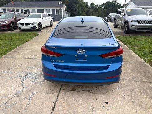 Used 2018 Hyundai Elantra SEL FWD image 13
