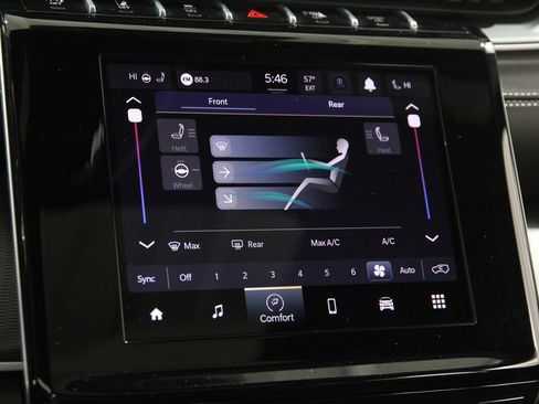 Used 2024 Jeep Grand Cherokee L Laredo w/ Luxury Tech Group I image 11