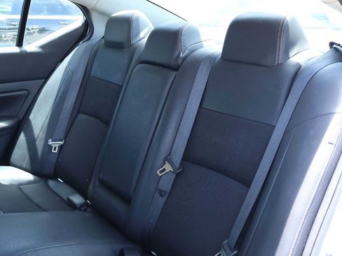 Used 2021 Nissan Altima 2.5 SR FWD image 13