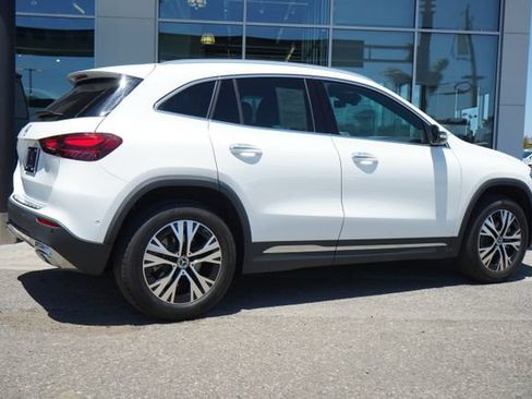 Certified 2025 Mercedes-Benz GLA 250 image 9