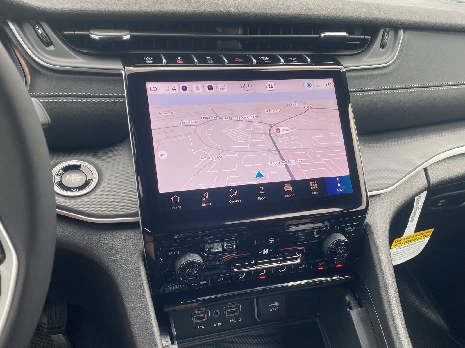 New 2027 Jeep Grand Cherokee Laredo X RWD image 16