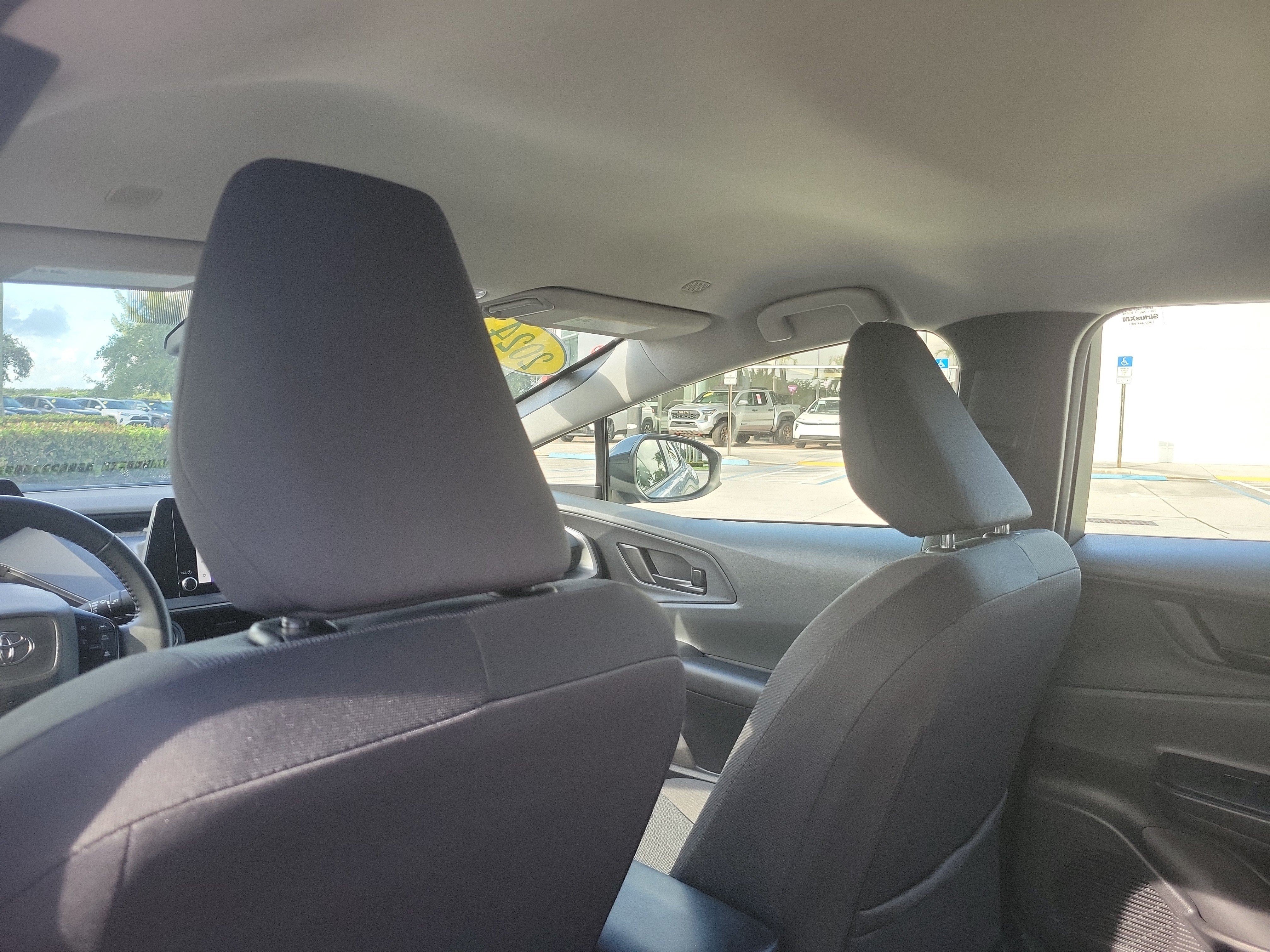 Used 2024 Toyota Prius LE FWD image 13