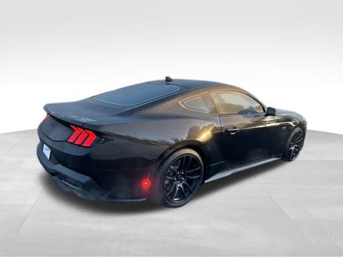 Used 2024 Ford Mustang GT Premium image 8