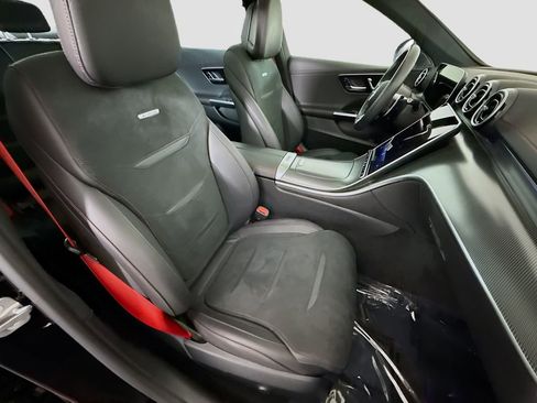 Used 2025 Mercedes-Benz C 43 AMG 4MATIC Sedan image 27