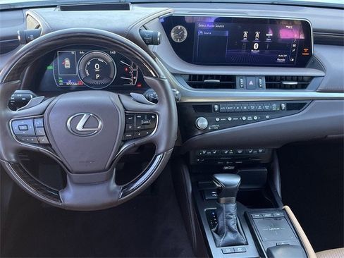 Used 2021 Lexus ES 300h Ultra Luxury w/ Accessory Package 2 image 12