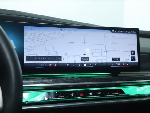 Certified 2023 BMW i7 xDrive60 image 29