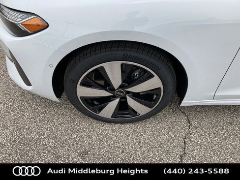 Used 2025 Audi A5 2.0T Premium w/ Convenience Package image 16