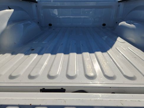 Used 2024 RAM 1500 Classic SLT image 32