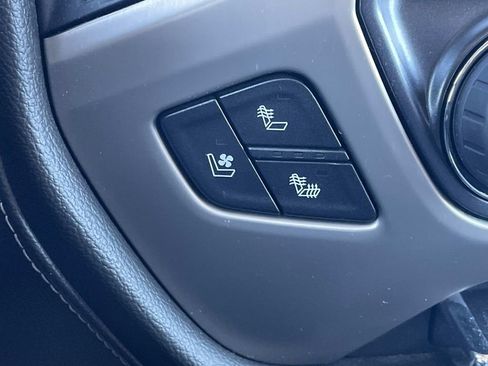 Used 2017 GMC Sierra 2500 Denali w/ Duramax Plus Package image 24