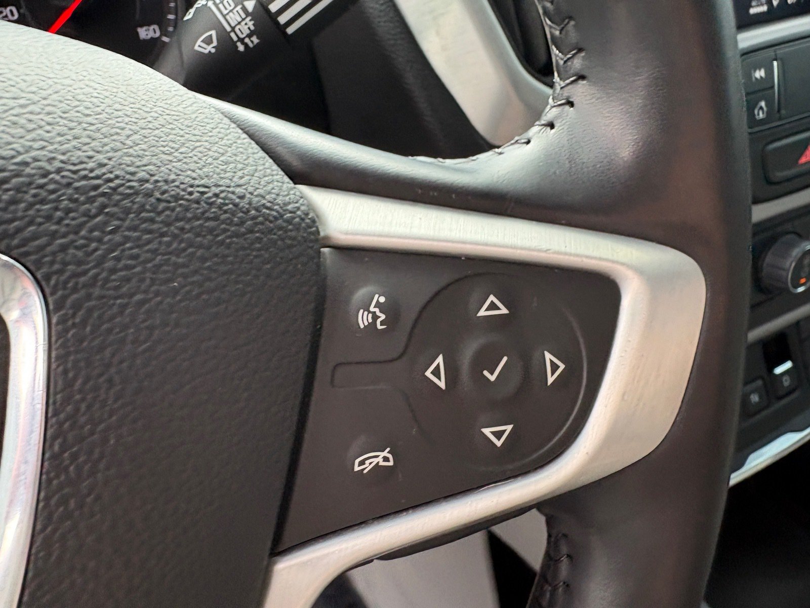 Used 2020 GMC Terrain SLT w/ Preferred Package FWD image 20