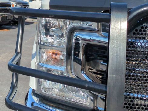 Used 2022 Ford F350 Lariat w/ Lariat Value Package image 9